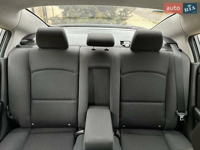 Черный Мазда 3, объемом двигателя 1.6 л и пробегом 130 тыс. км за 7700 $, фото 50 на Automoto.ua