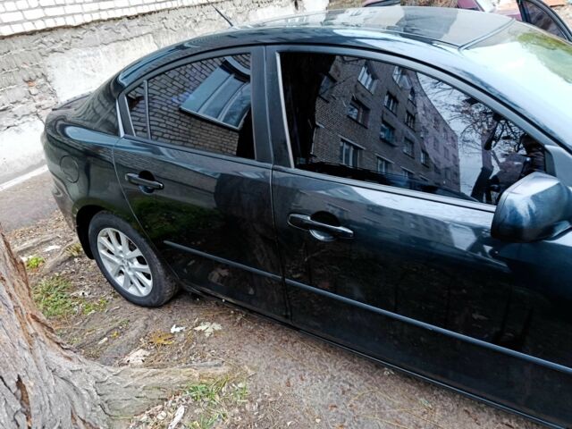 Чорний Мазда 3, об'ємом двигуна 1.6 л та пробігом 250 тис. км за 5200 $, фото 18 на Automoto.ua