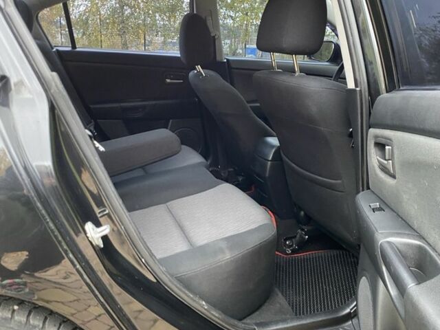 Черный Мазда 3, объемом двигателя 1.6 л и пробегом 228 тыс. км за 6300 $, фото 11 на Automoto.ua