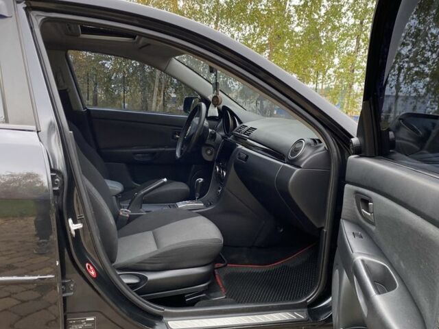 Черный Мазда 3, объемом двигателя 1.6 л и пробегом 228 тыс. км за 6300 $, фото 10 на Automoto.ua