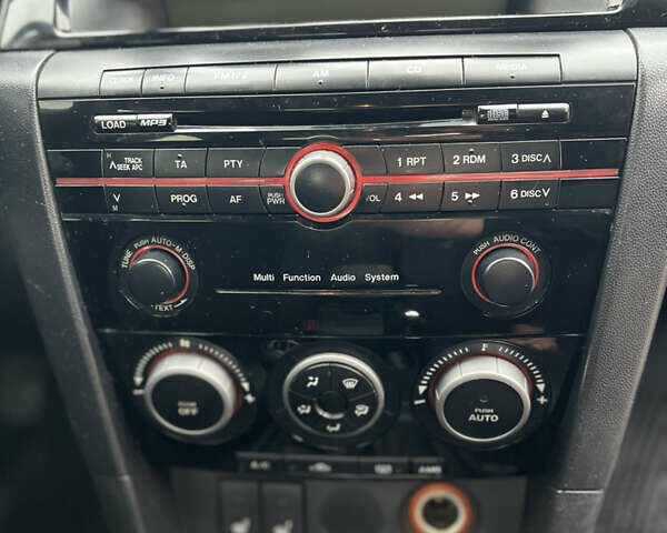 Чорний Мазда 3, об'ємом двигуна 1.6 л та пробігом 200 тис. км за 5300 $, фото 16 на Automoto.ua