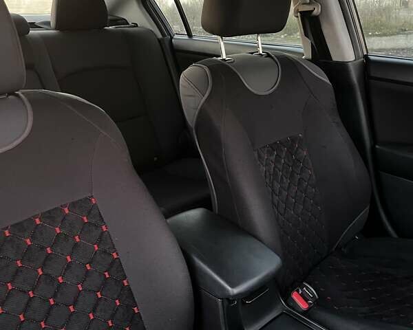 Черный Мазда 3, объемом двигателя 1.6 л и пробегом 153 тыс. км за 6200 $, фото 20 на Automoto.ua