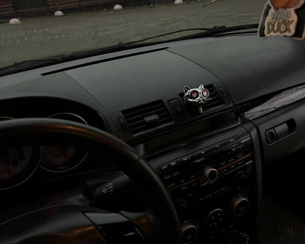 Чорний Мазда 3, об'ємом двигуна 1.6 л та пробігом 330 тис. км за 5500 $, фото 18 на Automoto.ua