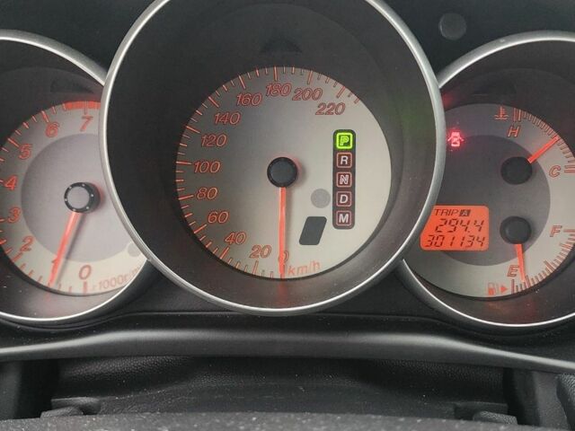 Черный Мазда 3, объемом двигателя 1.6 л и пробегом 300 тыс. км за 3700 $, фото 17 на Automoto.ua