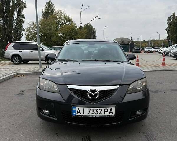 Черный Мазда 3, объемом двигателя 1.6 л и пробегом 253 тыс. км за 5400 $, фото 2 на Automoto.ua