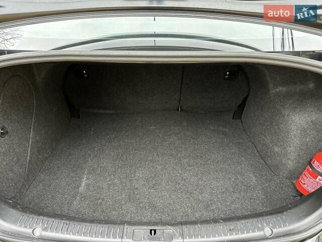 Черный Мазда 3, объемом двигателя 1.6 л и пробегом 130 тыс. км за 7700 $, фото 64 на Automoto.ua