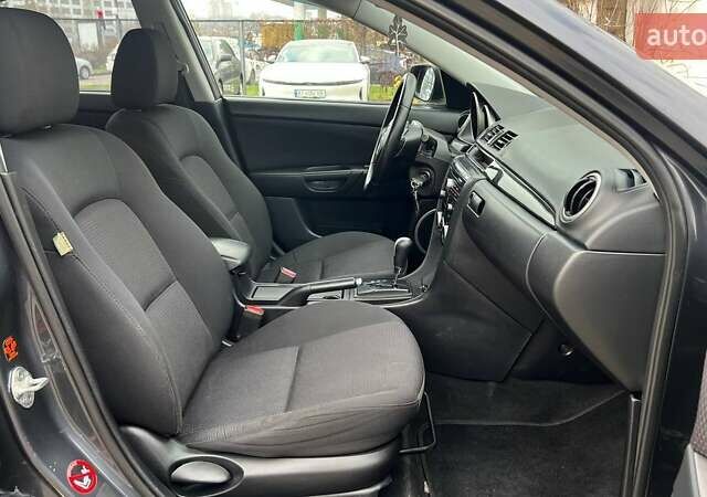 Черный Мазда 3, объемом двигателя 1.6 л и пробегом 211 тыс. км за 5950 $, фото 42 на Automoto.ua