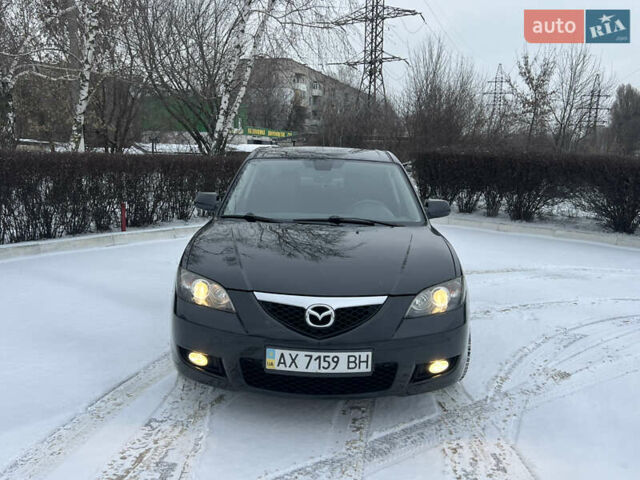 Чорний Мазда 3, об'ємом двигуна 1.6 л та пробігом 196 тис. км за 5500 $, фото 1 на Automoto.ua