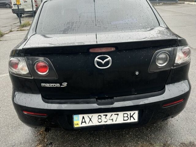 Черный Мазда 3, объемом двигателя 1.6 л и пробегом 135 тыс. км за 4900 $, фото 1 на Automoto.ua