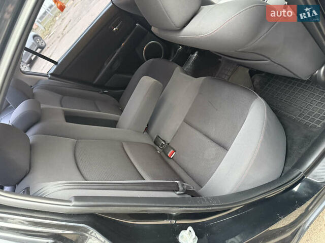 Чорний Мазда 3, об'ємом двигуна 1.6 л та пробігом 183 тис. км за 6150 $, фото 39 на Automoto.ua