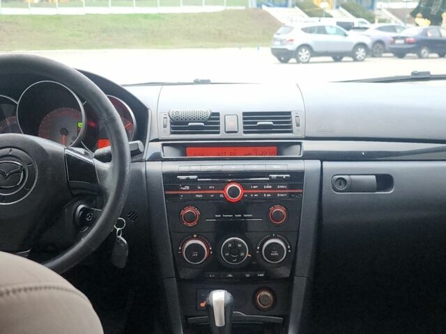 Черный Мазда 3, объемом двигателя 1.6 л и пробегом 300 тыс. км за 3700 $, фото 21 на Automoto.ua