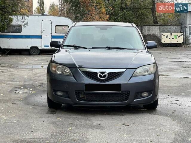 Черный Мазда 3, объемом двигателя 1.6 л и пробегом 211 тыс. км за 5450 $, фото 1 на Automoto.ua