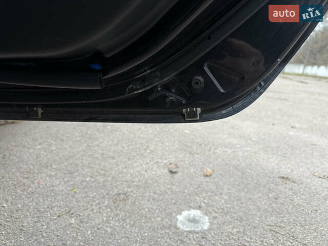 Чорний Мазда 3, об'ємом двигуна 1.6 л та пробігом 183 тис. км за 6150 $, фото 47 на Automoto.ua