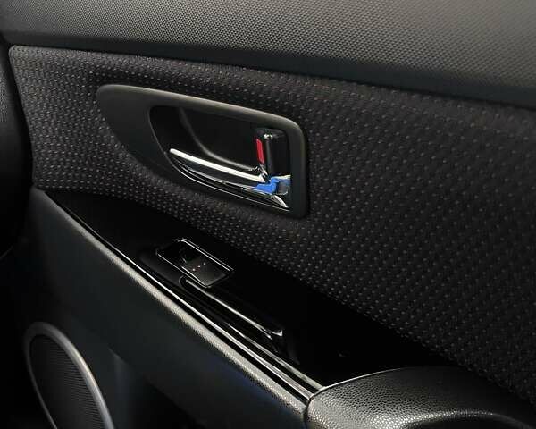 Черный Мазда 3, объемом двигателя 1.6 л и пробегом 153 тыс. км за 6200 $, фото 7 на Automoto.ua