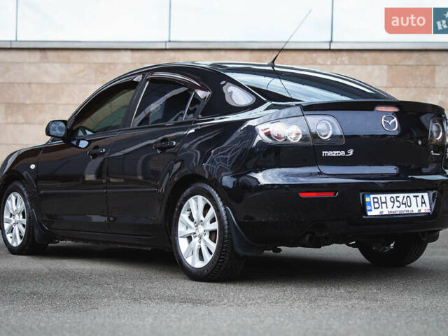 Черный Мазда 3, объемом двигателя 1.6 л и пробегом 185 тыс. км за 6350 $, фото 6 на Automoto.ua