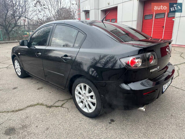 Чорний Мазда 3, об'ємом двигуна 1.6 л та пробігом 154 тис. км за 4550 $, фото 3 на Automoto.ua
