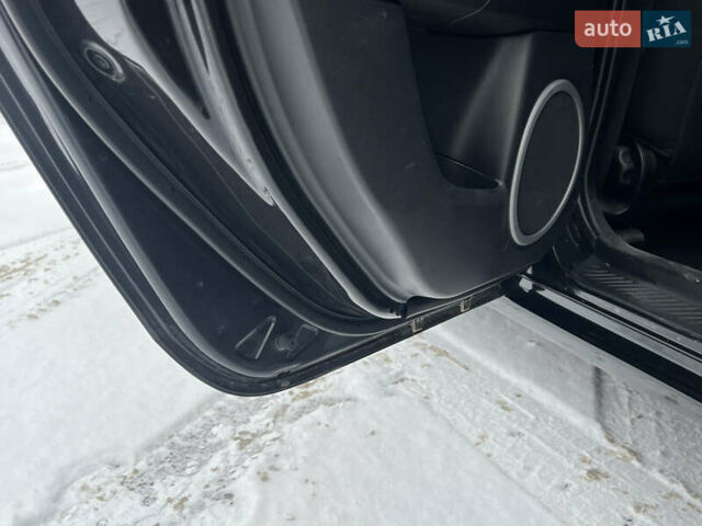 Чорний Мазда 3, об'ємом двигуна 1.6 л та пробігом 196 тис. км за 5500 $, фото 11 на Automoto.ua