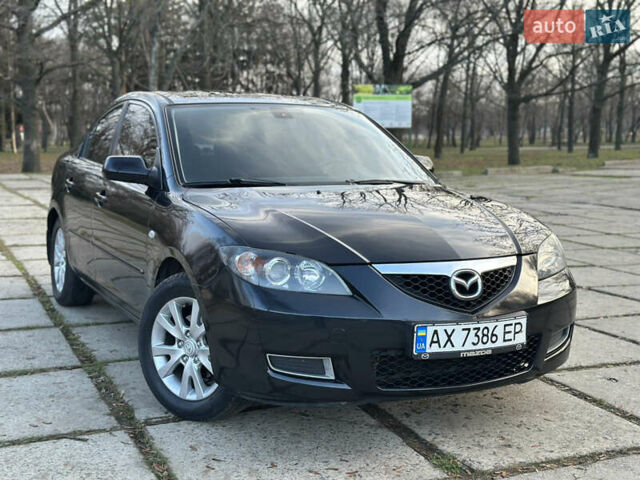 Чорний Мазда 3, об'ємом двигуна 1.6 л та пробігом 198 тис. км за 5499 $, фото 2 на Automoto.ua