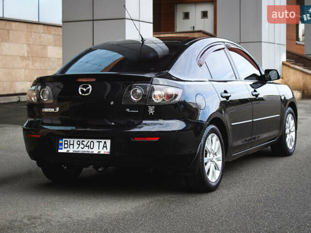 Черный Мазда 3, объемом двигателя 1.6 л и пробегом 185 тыс. км за 6350 $, фото 4 на Automoto.ua