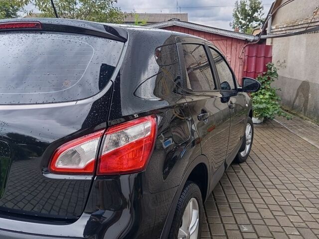 Чорний Мазда 3, об'ємом двигуна 1.6 л та пробігом 180 тис. км за 5417 $, фото 7 на Automoto.ua