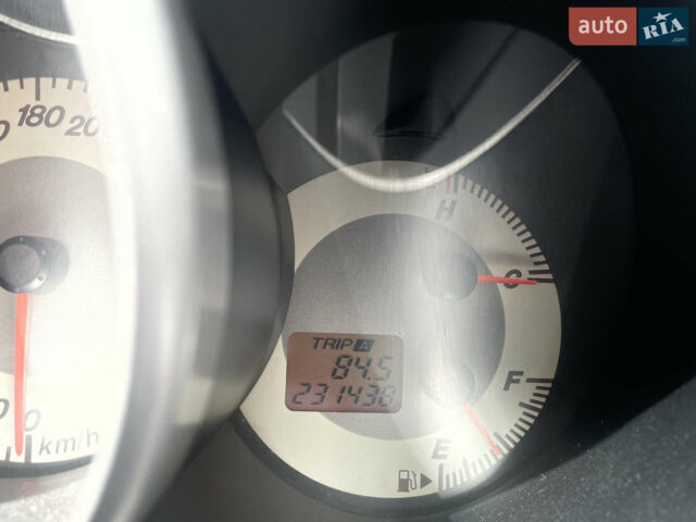 Чорний Мазда 3, об'ємом двигуна 1.6 л та пробігом 231 тис. км за 4700 $, фото 8 на Automoto.ua