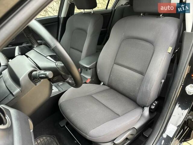 Черный Мазда 3, объемом двигателя 1.6 л и пробегом 130 тыс. км за 7700 $, фото 38 на Automoto.ua