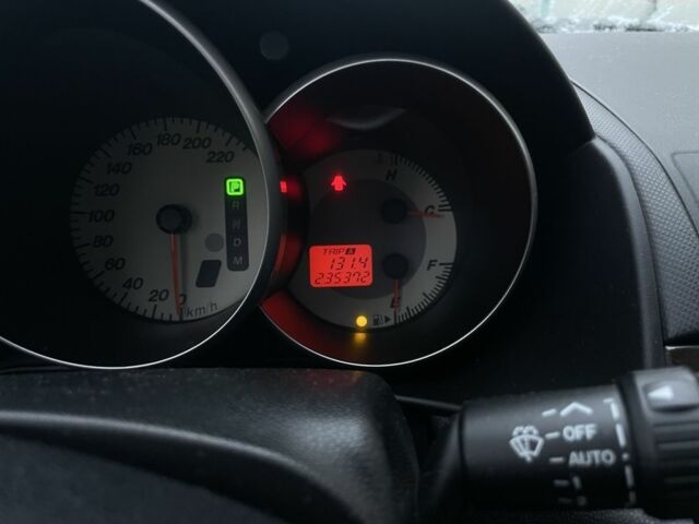 Чорний Мазда 3, об'ємом двигуна 1.6 л та пробігом 235 тис. км за 4000 $, фото 8 на Automoto.ua