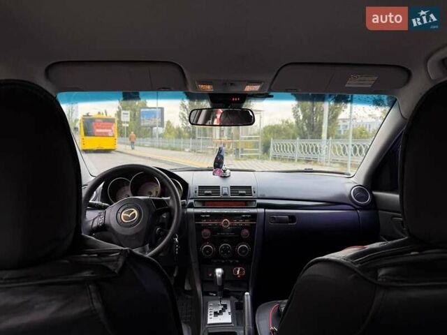Черный Мазда 3, объемом двигателя 1.6 л и пробегом 253 тыс. км за 5400 $, фото 11 на Automoto.ua