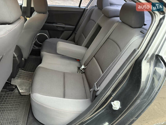 Чорний Мазда 3, об'ємом двигуна 1.6 л та пробігом 183 тис. км за 6150 $, фото 36 на Automoto.ua