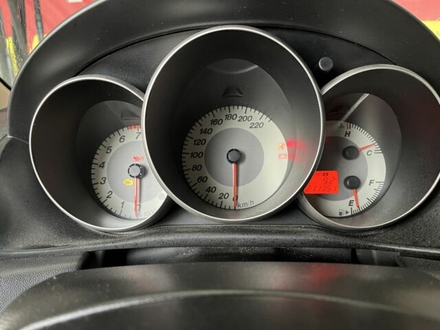 Черный Мазда 3, объемом двигателя 1.6 л и пробегом 211 тыс. км за 5900 $, фото 14 на Automoto.ua