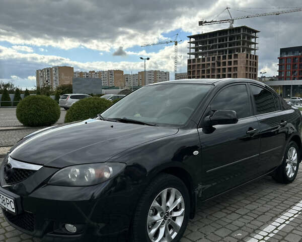 Черный Мазда 3, объемом двигателя 1.6 л и пробегом 262 тыс. км за 5500 $, фото 2 на Automoto.ua