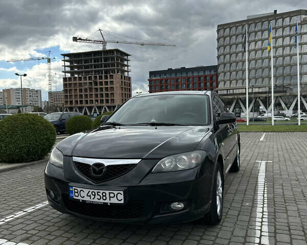 Черный Мазда 3, объемом двигателя 1.6 л и пробегом 262 тыс. км за 5500 $, фото 1 на Automoto.ua