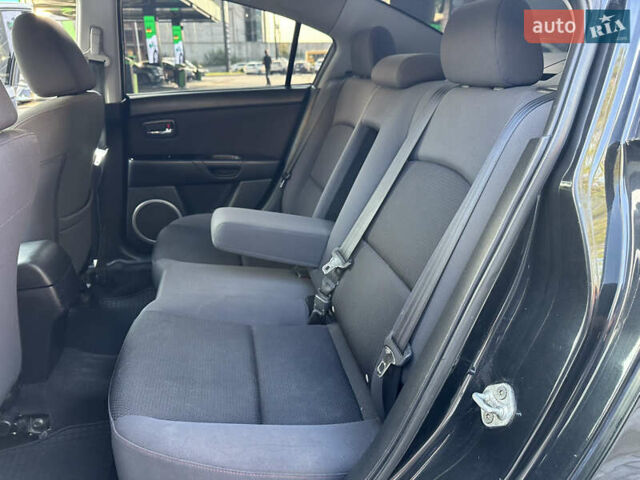 Черный Мазда 3, объемом двигателя 1.6 л и пробегом 202 тыс. км за 7199 $, фото 17 на Automoto.ua