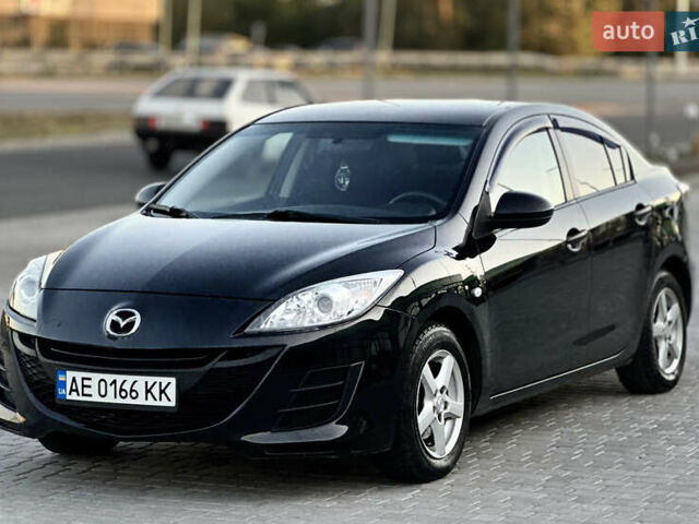 Чорний Мазда 3, об'ємом двигуна 1.6 л та пробігом 300 тис. км за 6500 $, фото 2 на Automoto.ua