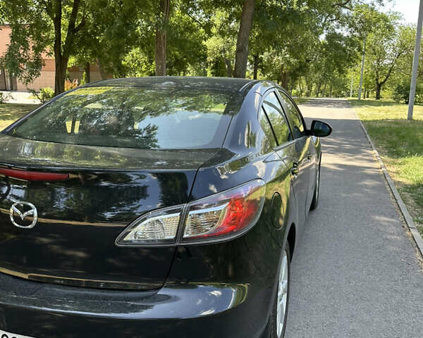 Черный Мазда 3, объемом двигателя 2 л и пробегом 187 тыс. км за 7200 $, фото 32 на Automoto.ua