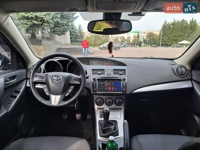 Черный Мазда 3, объемом двигателя 2 л и пробегом 258 тыс. км за 7100 $, фото 17 на Automoto.ua