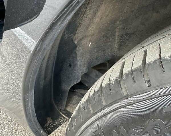 Черный Мазда 3, объемом двигателя 2 л и пробегом 187 тыс. км за 7200 $, фото 19 на Automoto.ua