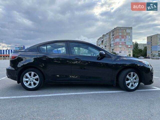 Черный Мазда 3, объемом двигателя 2 л и пробегом 187 тыс. км за 7200 $, фото 6 на Automoto.ua