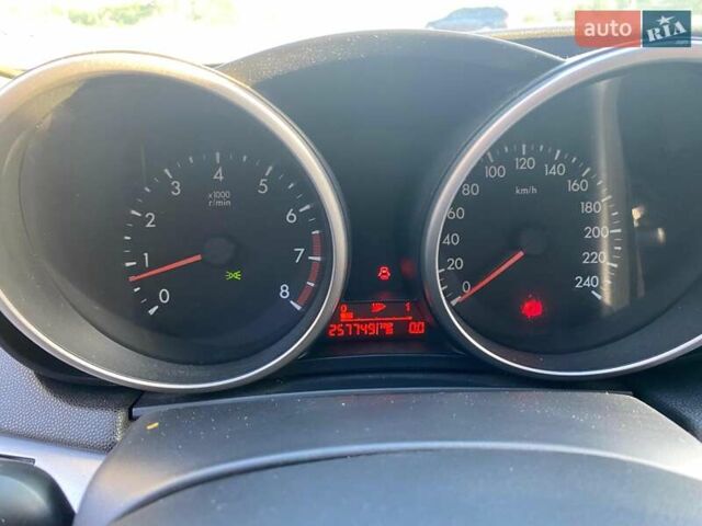 Черный Мазда 3, объемом двигателя 2 л и пробегом 261 тыс. км за 6900 $, фото 12 на Automoto.ua