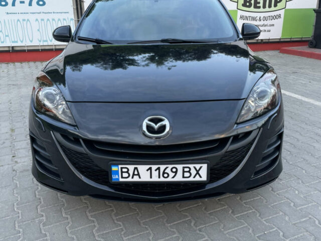 Чорний Мазда 3, об'ємом двигуна 1.6 л та пробігом 151 тис. км за 7900 $, фото 4 на Automoto.ua