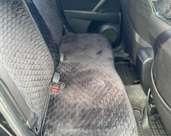 Чорний Мазда 3, об'ємом двигуна 1.6 л та пробігом 256 тис. км за 6999 $, фото 27 на Automoto.ua