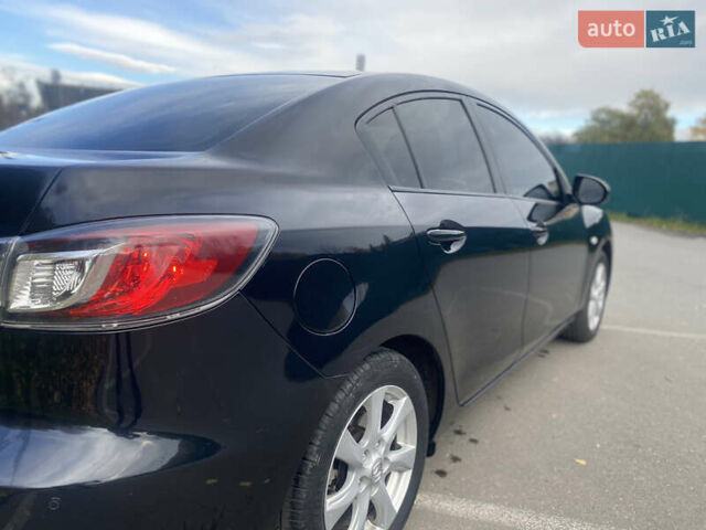 Чорний Мазда 3, об'ємом двигуна 1.6 л та пробігом 256 тис. км за 6999 $, фото 8 на Automoto.ua