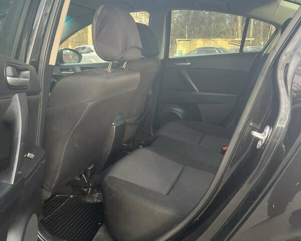Чорний Мазда 3, об'ємом двигуна 2 л та пробігом 195 тис. км за 7600 $, фото 10 на Automoto.ua