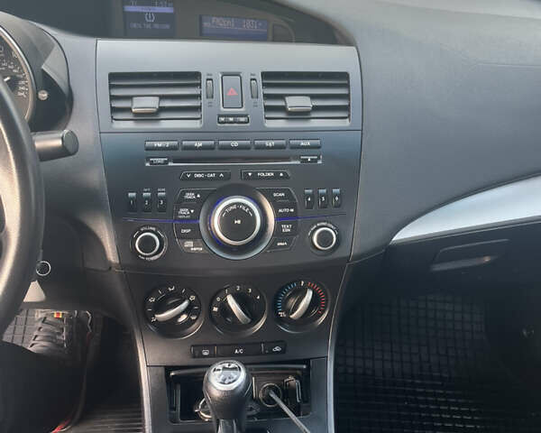 Чорний Мазда 3, об'ємом двигуна 2 л та пробігом 195 тис. км за 7600 $, фото 16 на Automoto.ua