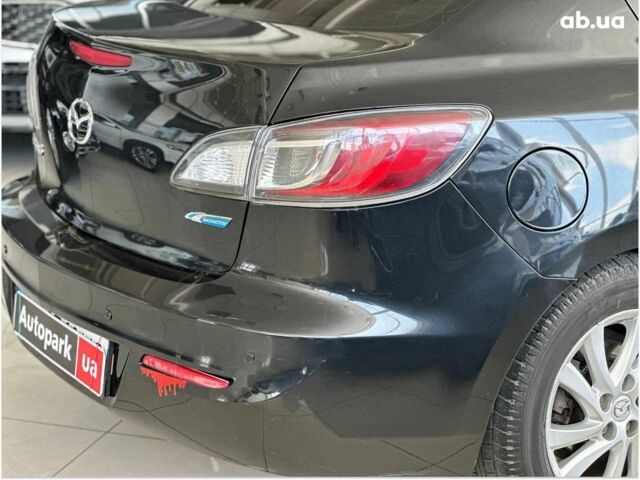 Черный Мазда 3, объемом двигателя 2 л и пробегом 240 тыс. км за 8490 $, фото 7 на Automoto.ua