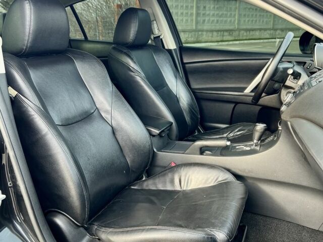 Черный Мазда 3, объемом двигателя 2 л и пробегом 172 тыс. км за 7350 $, фото 20 на Automoto.ua