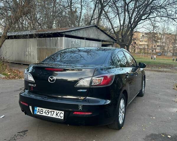 Черный Мазда 3, объемом двигателя 2 л и пробегом 160 тыс. км за 5900 $, фото 2 на Automoto.ua