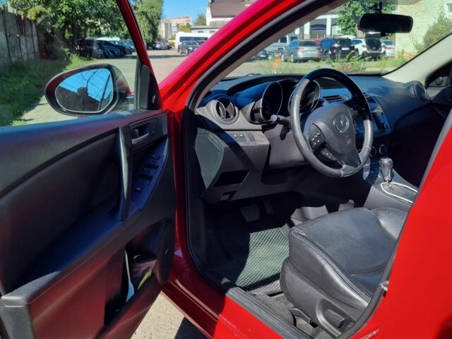 Черный Мазда 3, объемом двигателя 2 л и пробегом 201 тыс. км за 8200 $, фото 5 на Automoto.ua