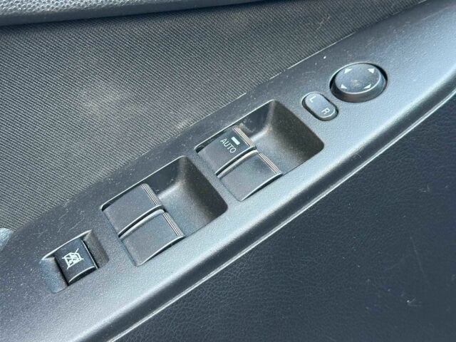 Чорний Мазда 3, об'ємом двигуна 2 л та пробігом 240 тис. км за 6990 $, фото 10 на Automoto.ua