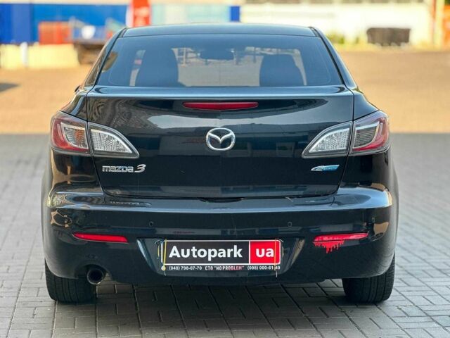 Чорний Мазда 3, об'ємом двигуна 2 л та пробігом 240 тис. км за 6990 $, фото 5 на Automoto.ua